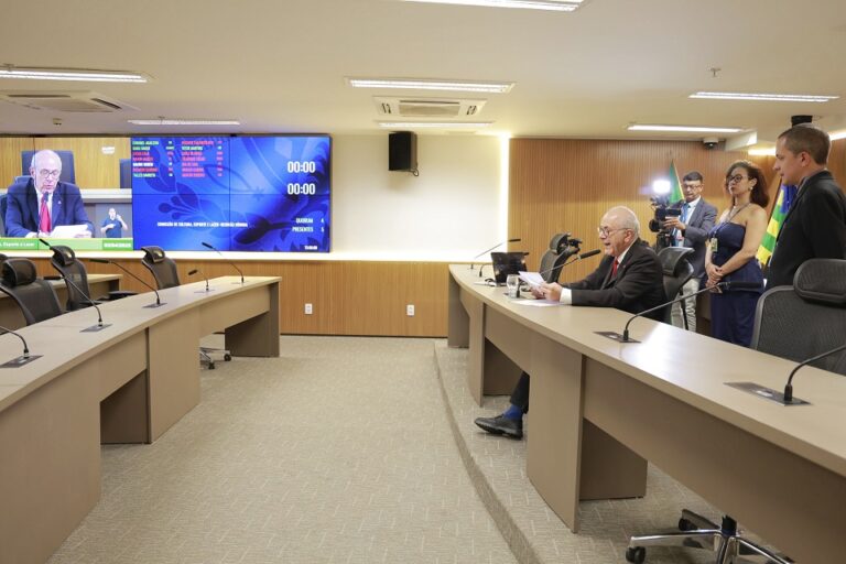 Presidida por Mauro Rubem, Comissão de Cultura, Esporte e Lazer da Alego aprova 14 projetos
