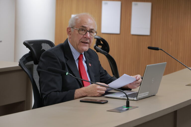 Na Assembleia, Mauro Rubem lidera reunião que cria a Frente Parlamentar de Integração Goiás – República da China