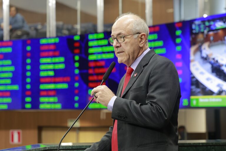 Deputado Mauro Rubem denuncia ao MPGO e TCE-GO graves irregularidades na execução da PNAB em Goiás