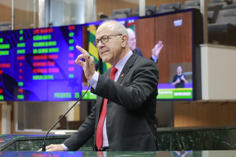 Mauro Rubem cobra envio de projeto de lei prometido por Caiado para garantir incentivo financeiro a ACS e ACE em Goiás