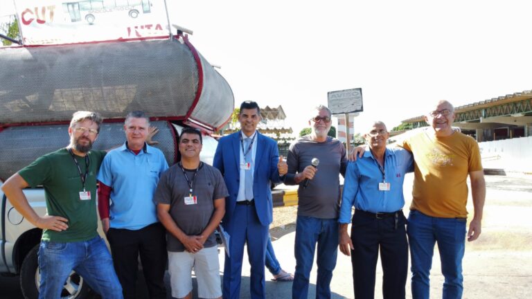 Motoristas do transporte coletivo anunciam greve e recebem apoio de Mauro Rubem na defesa por direitos
