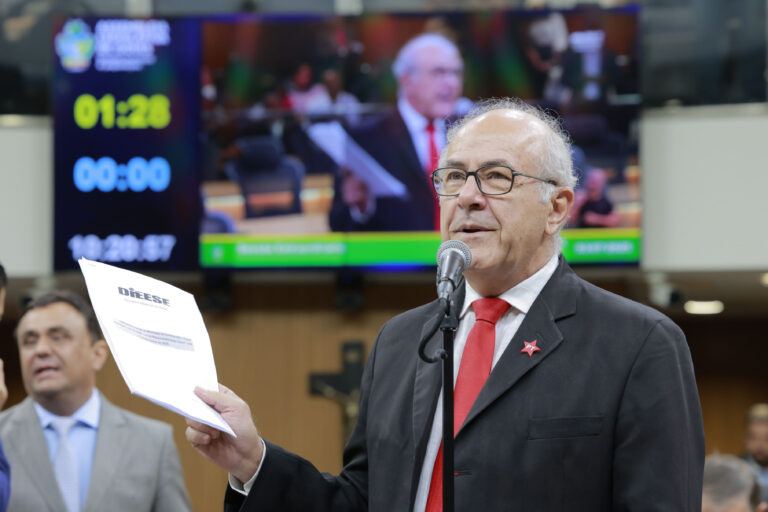 Mauro Rubem propõe política para reciclagem e destinação sustentável de resíduos da construção em Goiás
