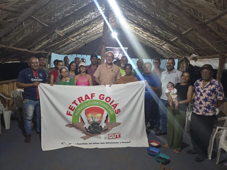 “A Reforma Agrária Popular é o caminho para garantir terra, alimento e dignidade ao povo”, afirma Mauro Rubem em reunião com a FETRAF-GO