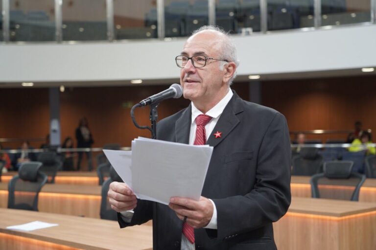 Atuação firme e projetos sociais marcam mandato do deputado Mauro Rubem na Assembleia Legislativa de Goiás