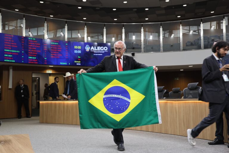 Mauro Rubem convida população para ato em defesa da democracia e veto ao PL da dosimetria, dia 8 de janeiro, em Brasília
