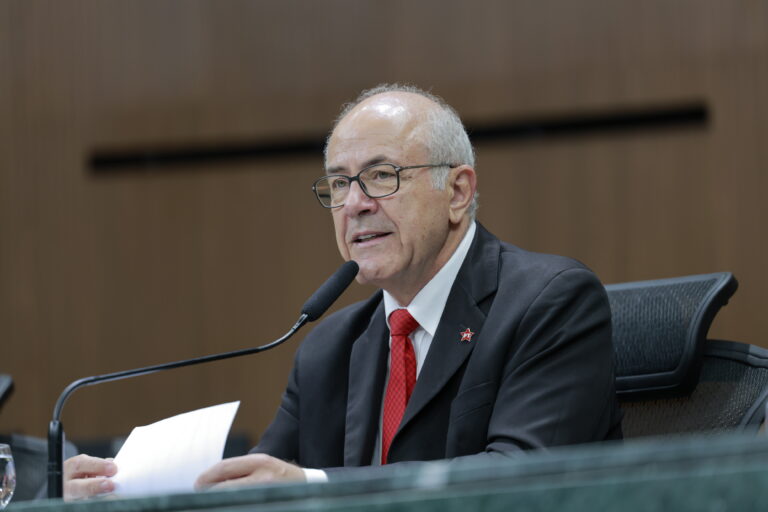 Propostas de Mauro Rubem viram lei e ampliam políticas públicas em Goiás