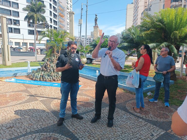 Mauro Rubem participa de ato contra privatização da Saneago e lançamento de Plebiscito Popular