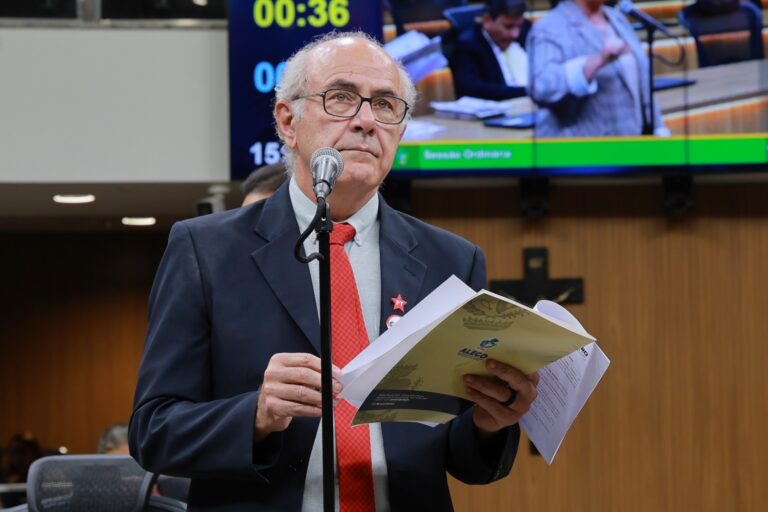 Deputado Mauro Rubem apresenta projeto para garantir valorização de profissionais da educação infantil em Goiás